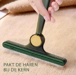 Haarverwijderaar Voor Huisdieren - Haarverwijderaar Voor Kleding - Haarverwijderaar Wasmachine - Hondenhaar En Kattenhaar Verwijderen - 1 Stuk Donker Groen 10 Haarverwijderaar Voor Huisdieren - Haarverwijderaar Voor Kleding - Haarverwijderaar Wasmachine - Hondenhaar En Kattenhaar Verwijderen - 1 Stuk Donker Groen -DierenPlezier 1200x1195 1