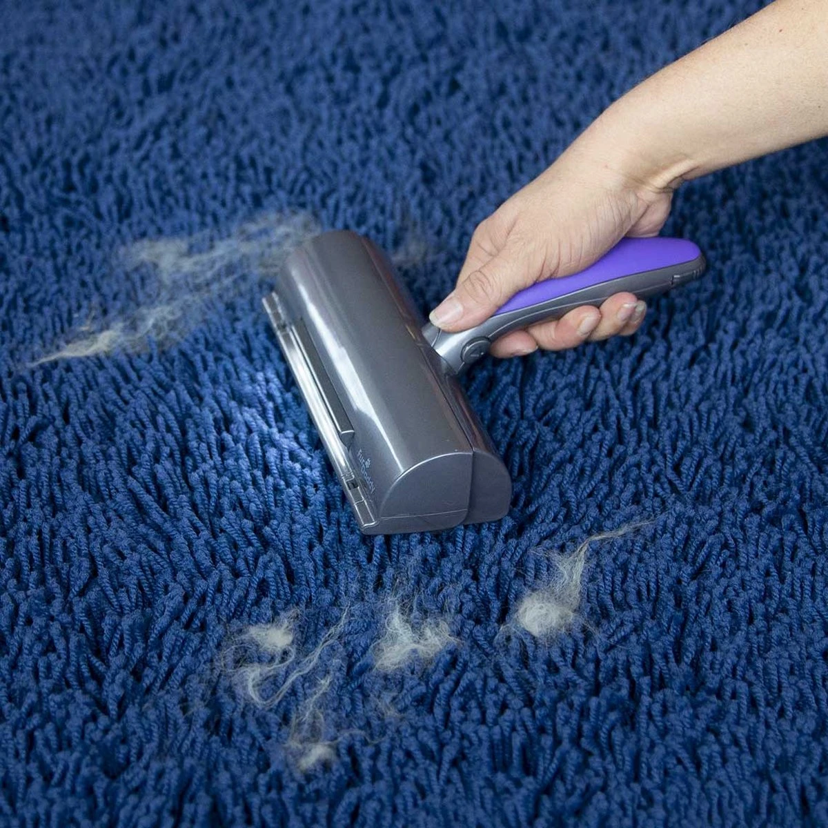 FurDaddy Batterij-aangedreven - Huisdier Haar Verwijderaar Voor Kleding - Herbruikbare Pluizenroller Voor Moeiteloze Verwijdering Van Kattenhaar & Hondenhaar - Zelfreinigende Pluizenborstel Voor Tapijt, Bank, Auto, Bed 10 FurDaddy Batterij-aangedreven - Huisdier Haar Verwijderaar Voor Kleding - Herbruikbare Pluizenroller Voor Moeiteloze Verwijdering Van Kattenhaar & Hondenhaar - Zelfreinigende Pluizenborstel Voor Tapijt, Bank, Auto, Bed - Afbeelding 8