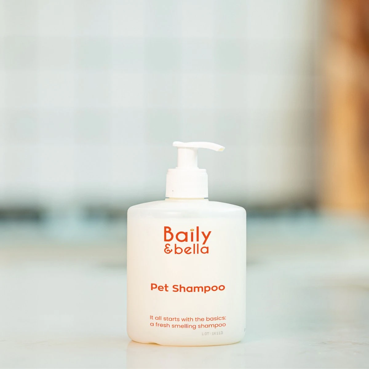 Baily & Bella | Hondenshampoo | Gevoelige Huid | Organisch En Biologisch | Witte Wacht En Puppy | 500ml 6 Baily & Bella | Hondenshampoo | Gevoelige Huid | Organisch En Biologisch | Witte Wacht En Puppy | 500ml - Afbeelding 4