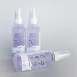 Hondenparfum Spray In 4 Geuren - Greenfields - Alchoholvrije En PH Neutrale Formule Tegen Onaangename Geurtjes - 50ml - Exotic 25 Hondenparfum Spray In 4 Geuren - Greenfields - Alchoholvrije En PH Neutrale Formule Tegen Onaangename Geurtjes - 50ml - Exotic -DierenPlezier 1200x1200 556