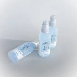 Hondenparfum Spray In 4 Geuren - Greenfields - Alchoholvrije En PH Neutrale Formule Tegen Onaangename Geurtjes - 50ml - Wild 25 Hondenparfum Spray In 4 Geuren - Greenfields - Alchoholvrije En PH Neutrale Formule Tegen Onaangename Geurtjes - 50ml - Wild -DierenPlezier 1200x1200 567