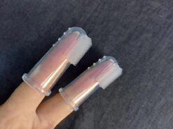 Merkloos Vinger Tandenborstel – 2 X 19 Merkloos Vinger Tandenborstel – 2 X -DierenPlezier 1200x900 11