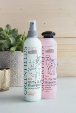 Greenfields Labradoodle Vacht Verzorgingsset - Shampoo En Anti-Klit Spray Voor Langharige Of Krullende Vacht 21 Greenfields Labradoodle Vacht Verzorgingsset - Shampoo En Anti-Klit Spray Voor Langharige Of Krullende Vacht -DierenPlezier 817x1200